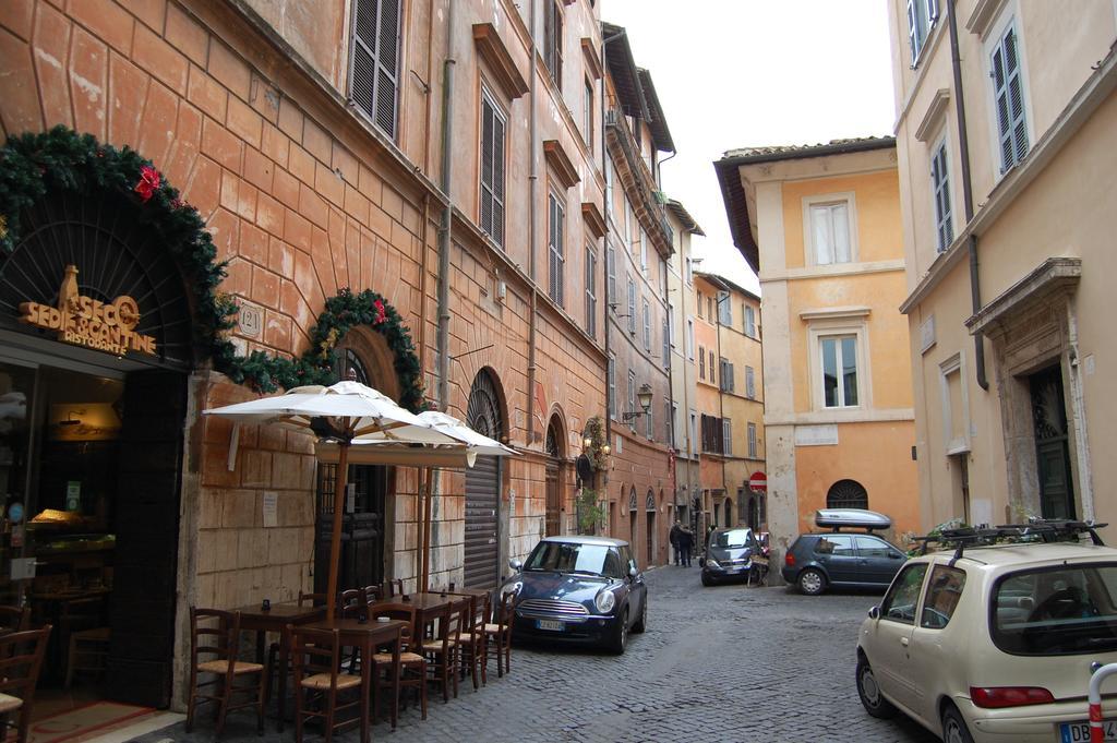 Vetrina Holidays Apartment Navona Рим Экстерьер фото