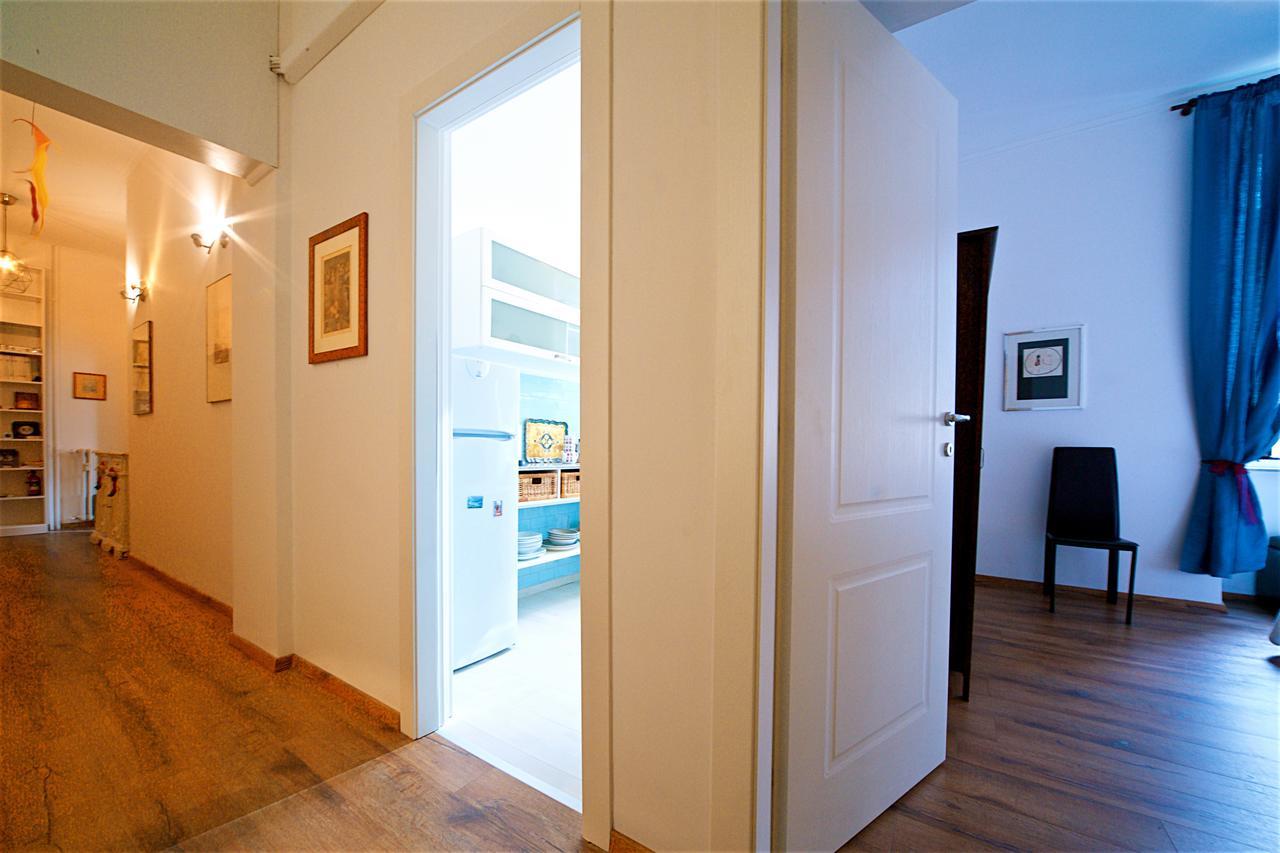 Vetrina Holidays Apartment Navona Рим Экстерьер фото